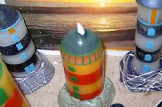 Leuchtturm-Kerzen - ein selbst gebasteltes Souvenir